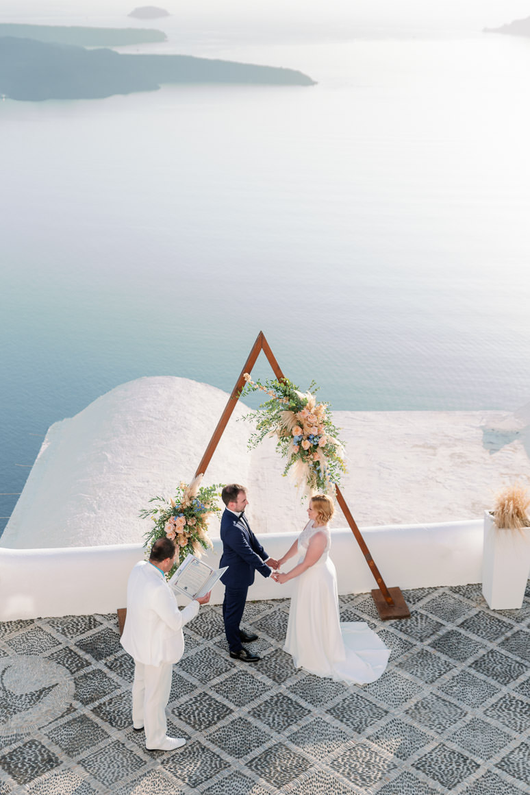 Dimitris - Psillakis - Photography - Santorini - Crete - Mykonos photographer - Wedding -  Elopement - Honeymoon - Engagement - Proposal Greek photographer- in Santorini and Crete-1